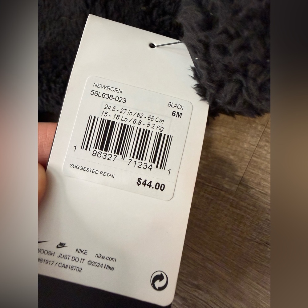 NWT Nike Hooded Sherpa Coverall Black 6M - Picture 3 of 6